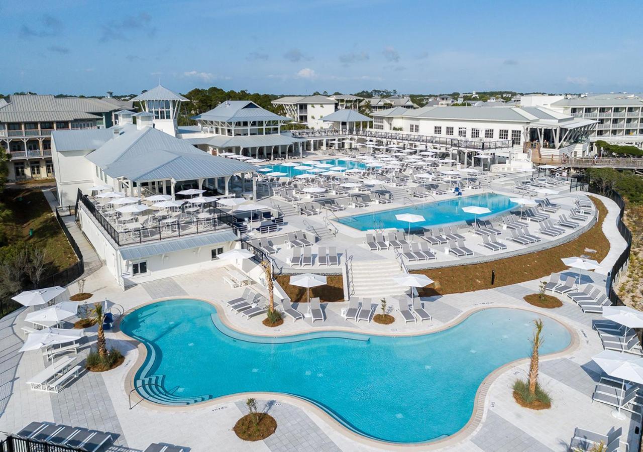 Resort Watercolor & 4*