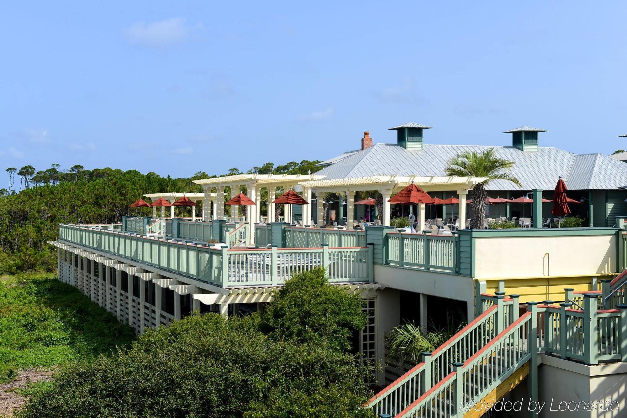 Resort Watercolor & 4*